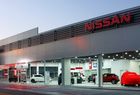 Almenar estrena el ‘Retail Concept' de Nissan en Gandia
