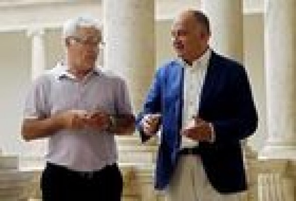 Ribó advierte a C's de que sólo se puede sumar lo parecido y Calabuig mantiene su apoyo a Compromís