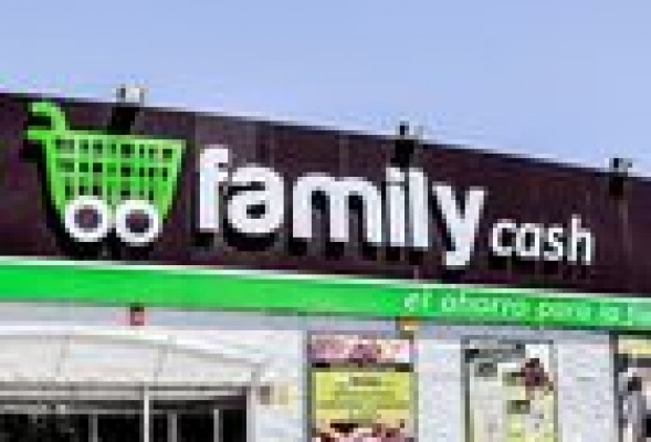 Family Cash abre su cuarto 'híper' este junio y facturará 50 millones 