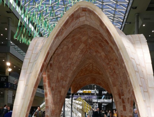 La muestra Trans/hitos de la feria Cevisama 2019 llevará 'Ágora' como lema de la exposición