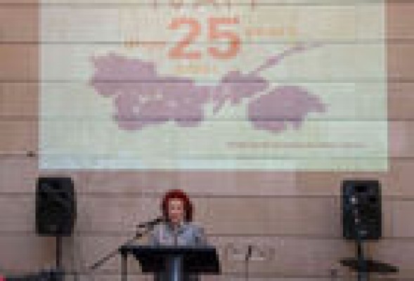 Consuelo Císcar asegura que todo fue aprobado por el Consejo Rector