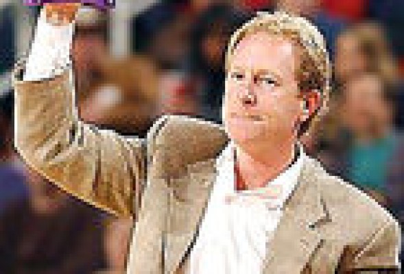 Robert Sarver, el empresario que quiere comprar el Levante, brilla en Wall Street
