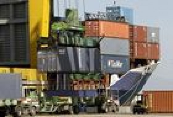 Las exportaciones en la Comunitat Valenciana siguen creciendo a doble dígito