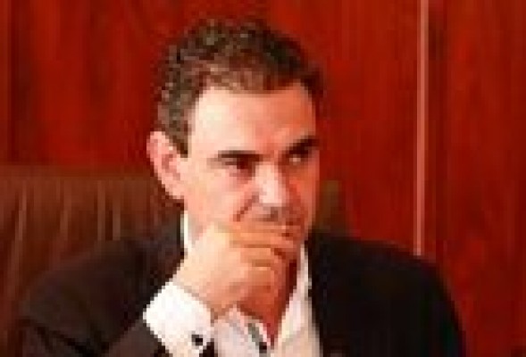 Imputados el alcalde de l'Alfàs del Pi y el arquitecto muncipal, esposo de Elena Valenciano