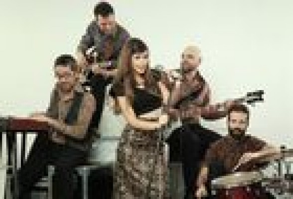 Marina BBface & the Beatroots presentan en Valencia 'Still Beating'