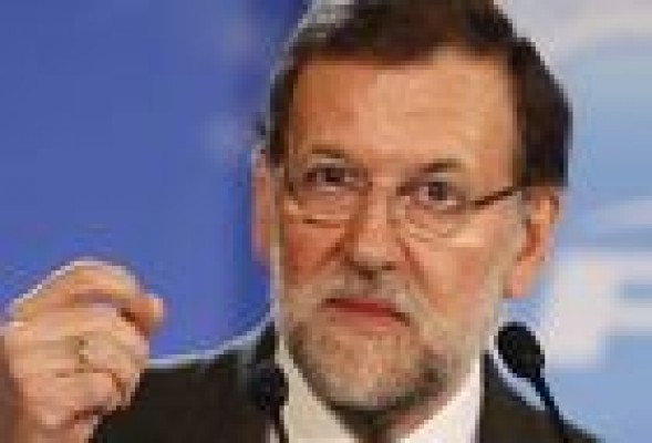 Rajoy estudia devolver toda la extra de 2012 a los funcionarios