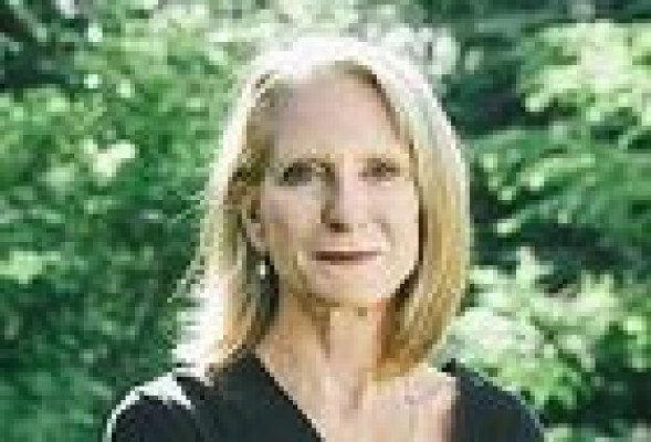 La arquitecta del Parque Central, Katryn Gustafson, demanda soterrar las vías