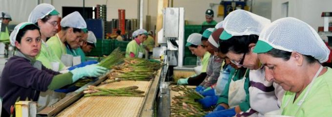 Las mujeres cobran 5.700 euros menos al año en la Comunitat Valenciana