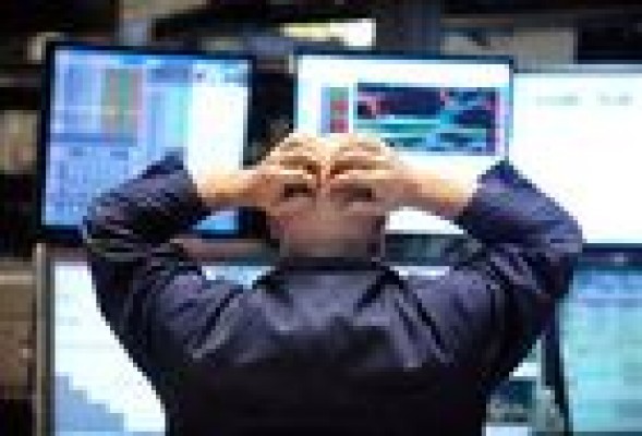 El Ibex 35 cierra cayendo un 4,56% en el peor día desde agosto de 2012