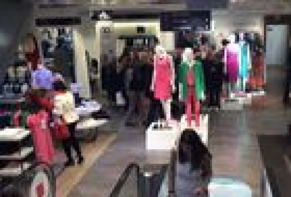 Las rebajas darán empleo a 13.000 personas en la Comunitat