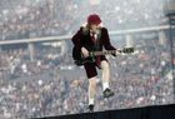 AC/DC salta al streaming y publica todos sus discos en Spotify y otras redes