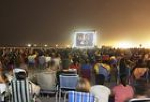 Noches de verano, cine y playa: calendario de proyecciones gratuitas por las Playas de Valencia