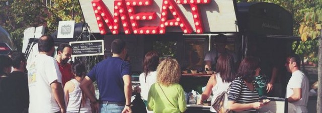 A los hosteleros se les atragantan los food trucks