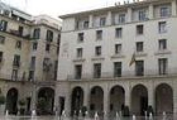 La Audiencia de Alicante cuestiona ante Europa la tesis del Supremo sobre pagos por cláusulas suelo
