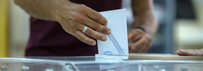 El 'No' se impone en Grecia con el 53,5% de los votos