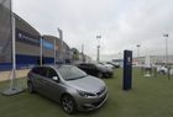 Peugeot, con el VI Festival de Música Solidario Ciudad de la Raqueta
