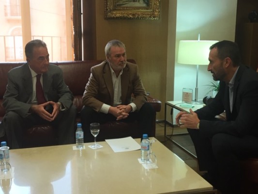 El Puerto se abre a la petición de Elche y sumará a un consejero ilicitano de perfil empresarial
