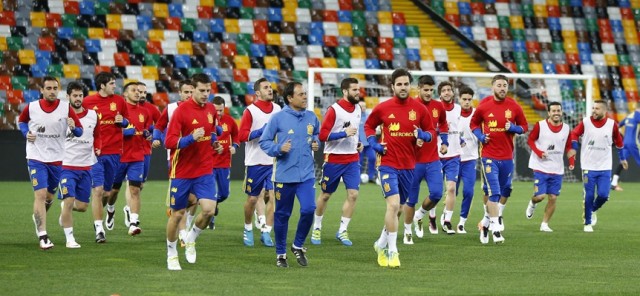 España mide su presente en un duelo entre grandes europeos

