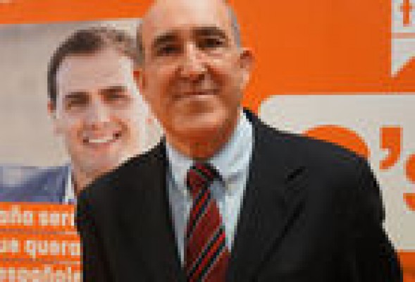 Ciudadanos elige a Luis Crisol como candidato a senador territorial
