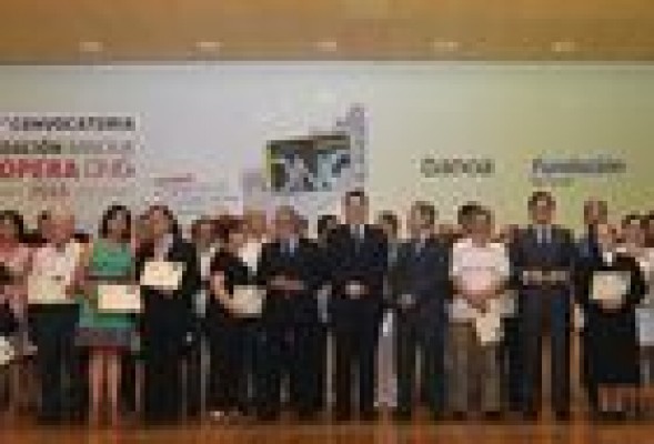Bankia entrega ayudas a 55 asociaciones de la Comunitat para proyectos de cooperación