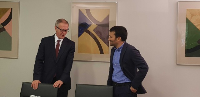 La primera cita Guirao-Marzà deja mariposas por Les Arts y la cuenta por pagar 