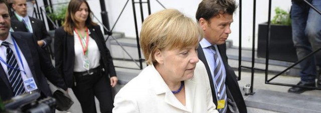Ni 'sí' ni 'no': El Eurogrupo tira la toalla