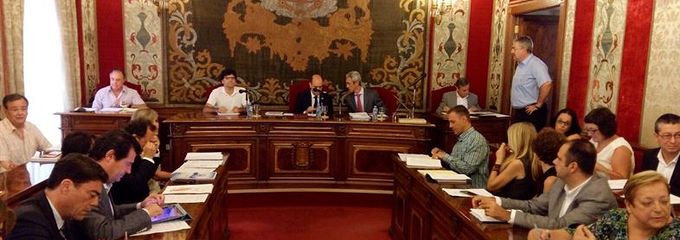 Los concejales de Alicante cobrarán un 10% menos y el alcalde 64.700 euros 