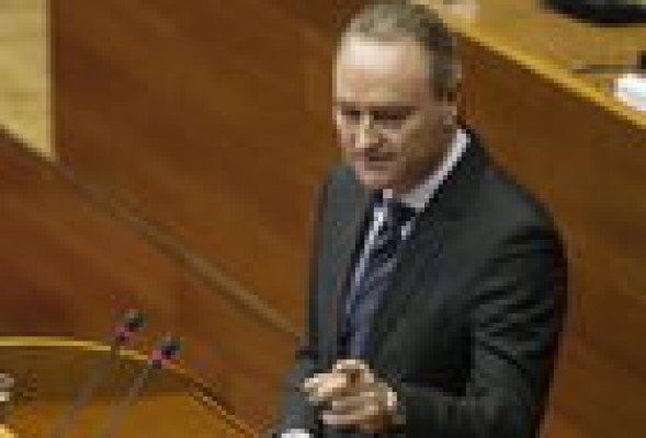Socialistas y Compromís atizan a Fabra por Valmor y los gastos de representación