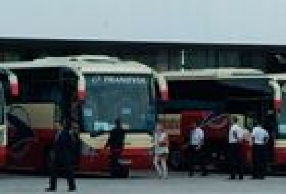 Educación declara desierta la licitación para el transporte escolar