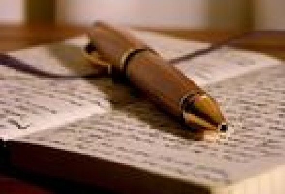 Quién escribe poesía en Valencia: Cincuenta nombres para entender la dispersión