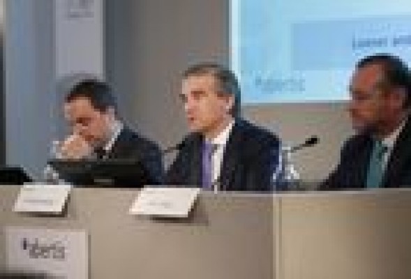 Golpe de mano de Abertis: se hace con el 100% de dos autopistas chilenas