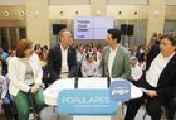 El grueso del PPCV apoya que se releve a Fabra antes del parón estival