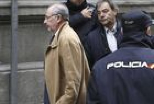 El juez cita a declarar este miércoles a Rato como imputado en la causa sobre sus negocios