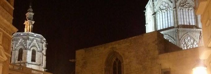 Ruta por la Valencia negra a la luz de la Luna