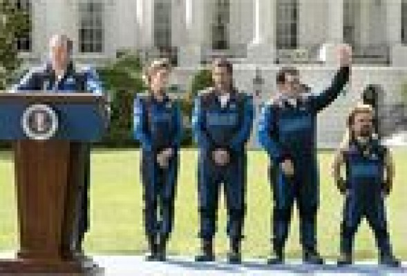 ‘Pixels' o la invasión de los videojuegos extraterrestres