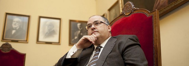 De Rosa propone un control del Tribunal de Cuentas 