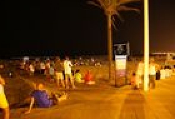 Las terrazas de verano públicas asfixian a las salas de cine