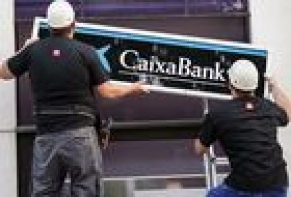 CaixaBank catapulta su beneficio un 75% hasta los 708 millones
