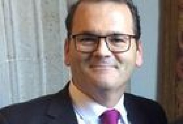 José Manuel Pastor toma el relevo de Soler como decano de Economía