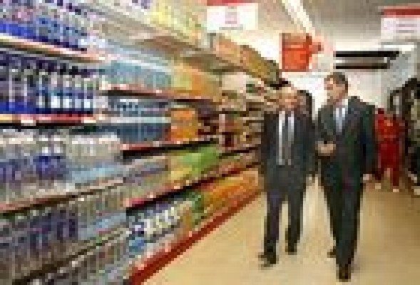 Dia refuerza su presencia en la Comunitat con la apertura de dos tiendas en julio