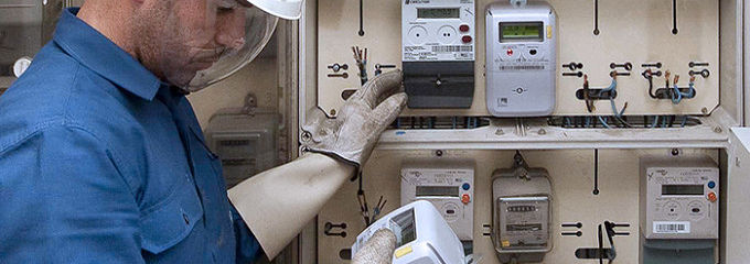 Facua declara la guerra al cobro ilegal del alquiler de contadores