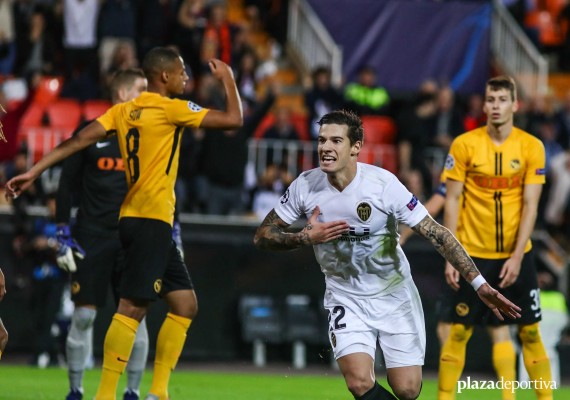 Carlos Soler deslumbra en Europa y Santi Mina ya es indiscutible