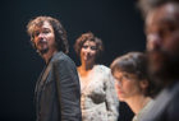 La Atenas de Tsipras resuena en el verano teatral español