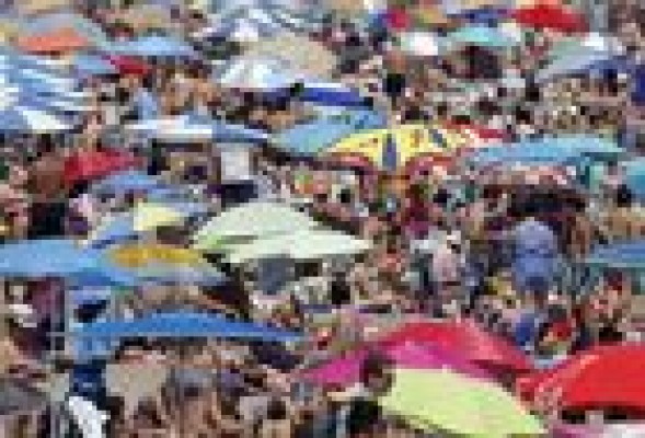 La Comunitat, ante el reto de superar el millón de turistas internacionales en un mes