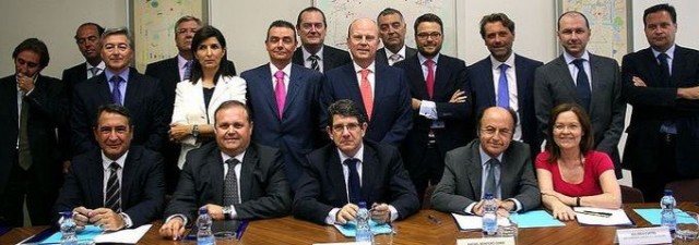 Empresarios presionan al Consell para que no revele a quién avaló la SGR