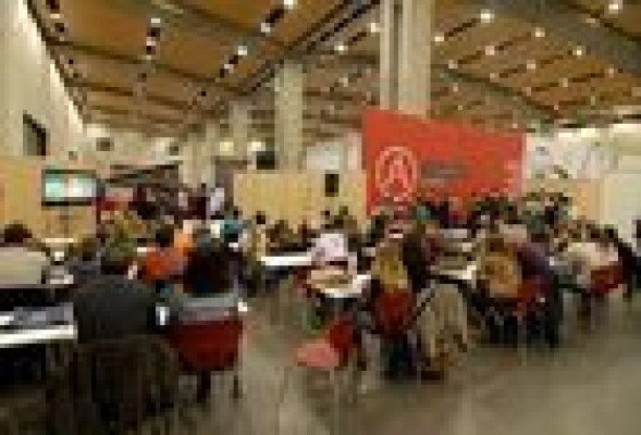 Economía se lleva de la Feria el Día de la Persona Emprendedora para ahorrarse 55.000 euros