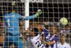 El Valencia decepciona en su regreso a Mestalla