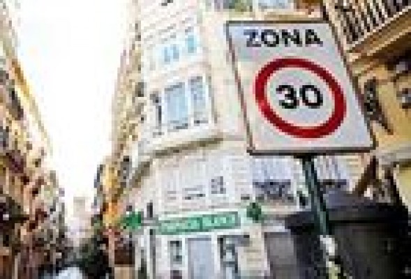 El tráfico se cerrará en el centro de Valencia solo a vehículos autorizados