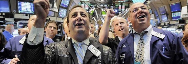 La banca rebota (pero menos que Inditex) y lleva al Ibex 35 a subir un 2%