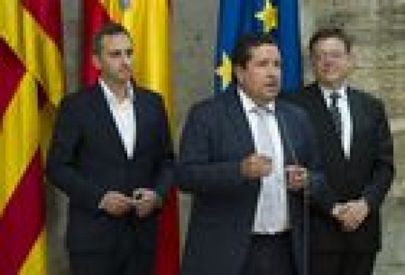 Las Diputaciones de Alicante y Castellón rechazan participar en el programa de ayudas para libros